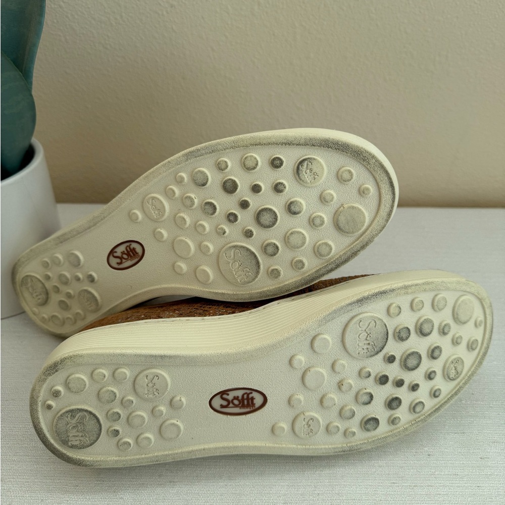 Sofft Brown/Silver Foil Leather Slip-On Casual Sneakers - Picture 11 of 11